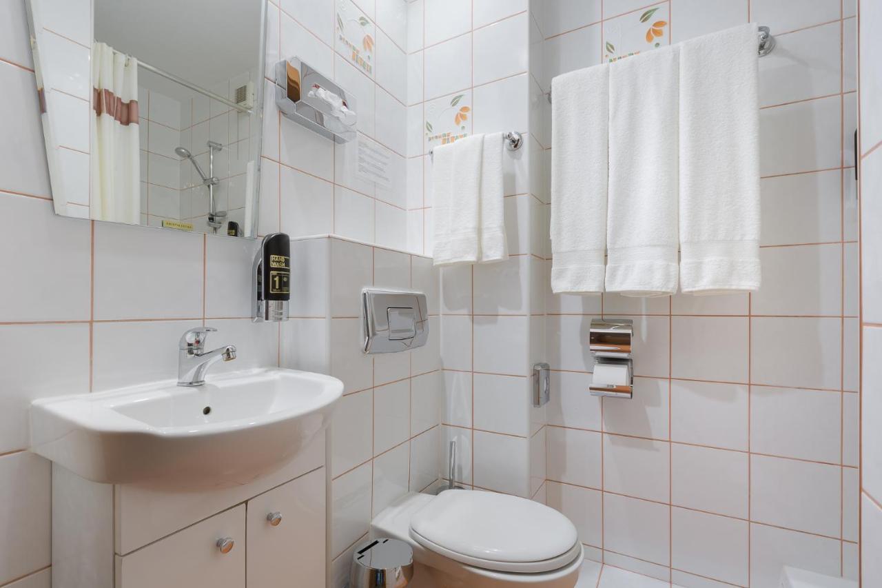 Gosciniec Mala Bawaria Hotell Szklarska Poręba Rom bilde